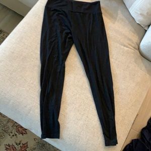 Black leggings